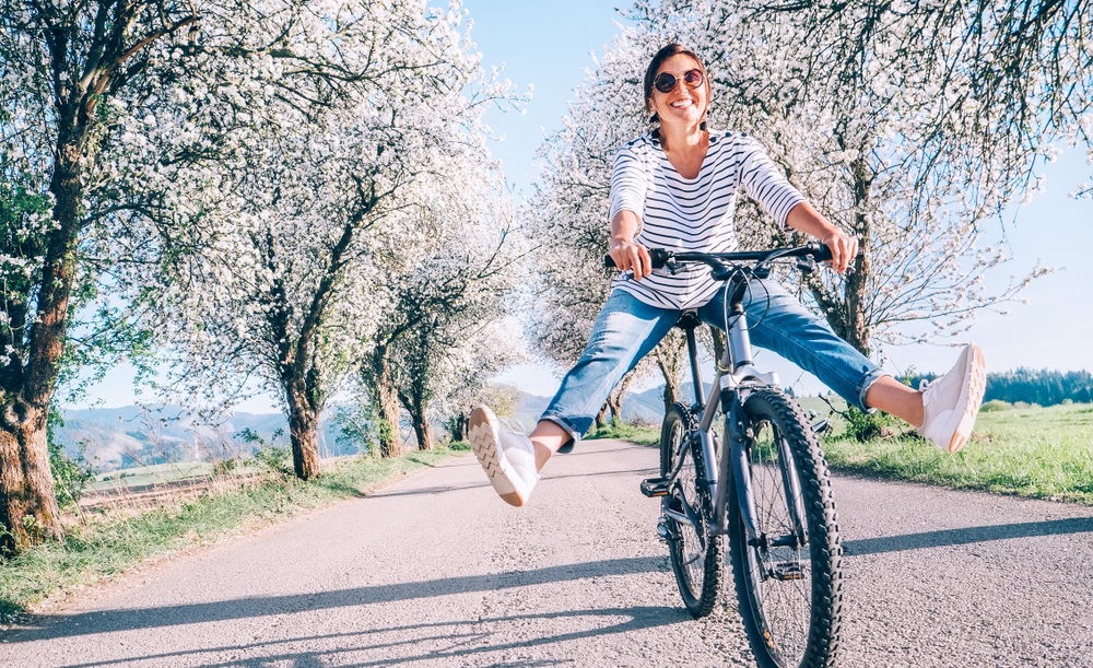 BikeGirl_844x517